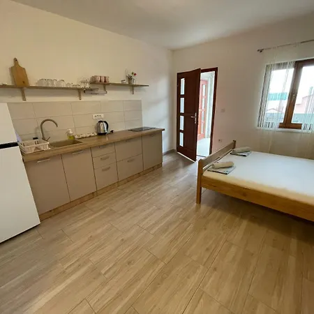 Apartament Jenny Gornji Karin
