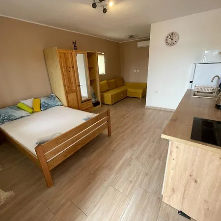 Jenny Apartament Gornji Karin